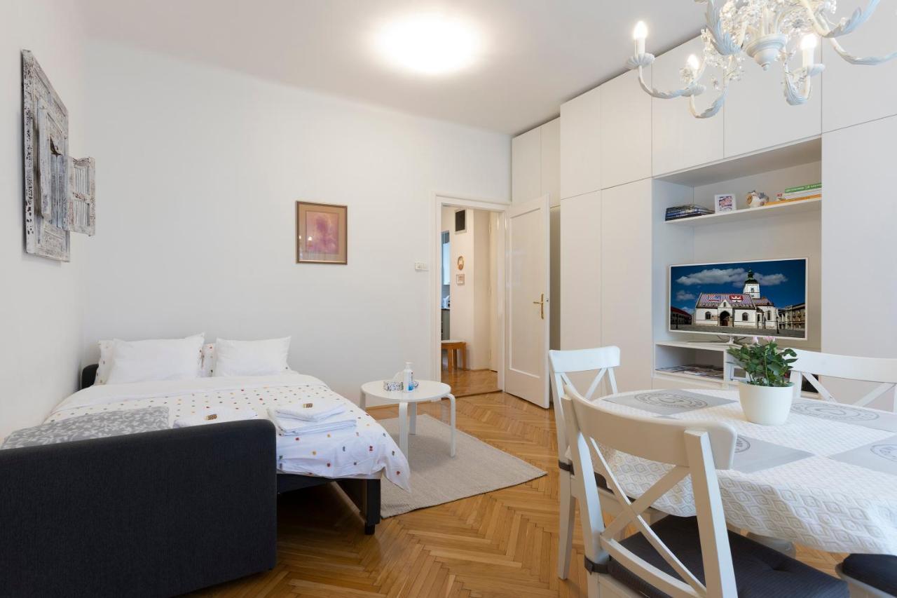 Vedrana-Near Centre And Free Garage, Electricity For Electric Cars Zagreb Exterior foto